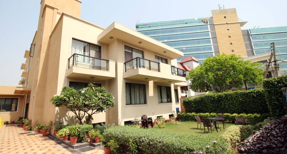 Tiara Gold Hotel, Gurgaon 1